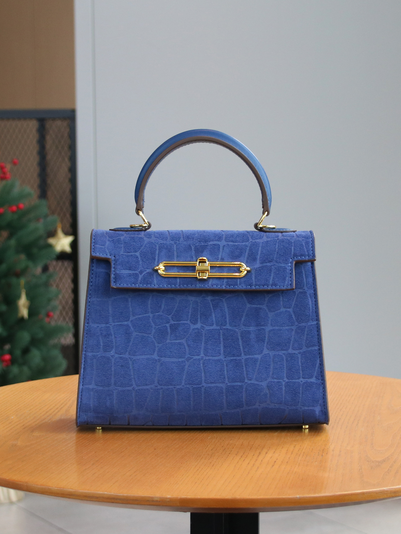 Fall/winter 2025 retro frosted - Leatherwork Patterns reseña y precio