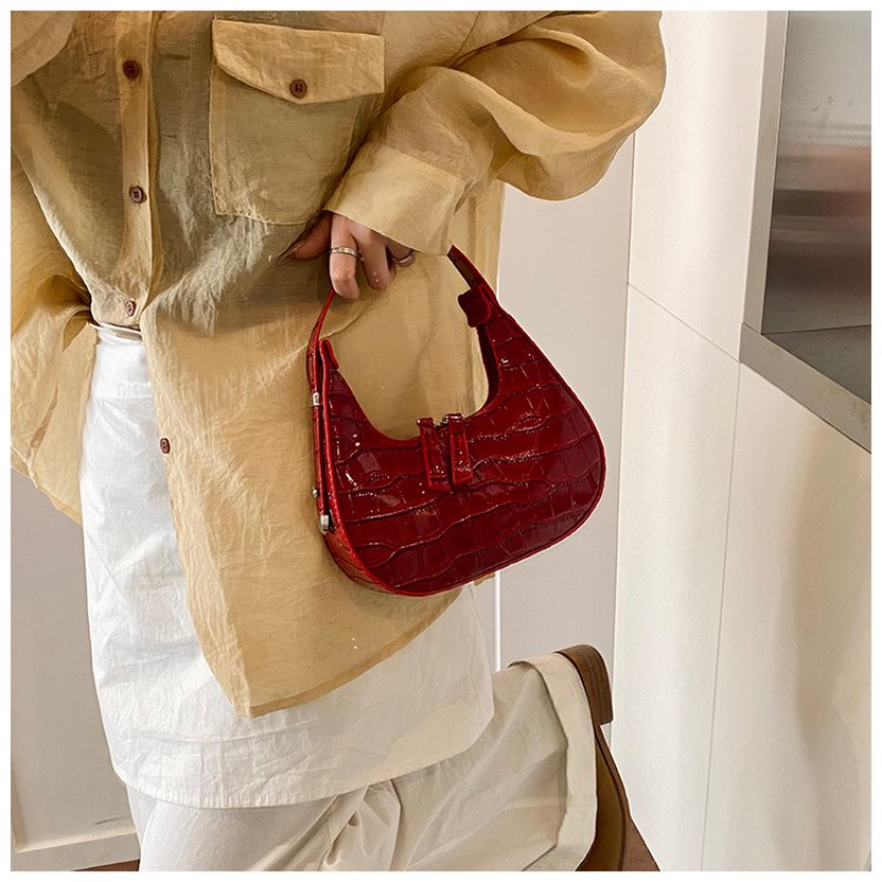 Women's Fashion Crocodile Patt - Leatherwork Patterns reseña y precio
